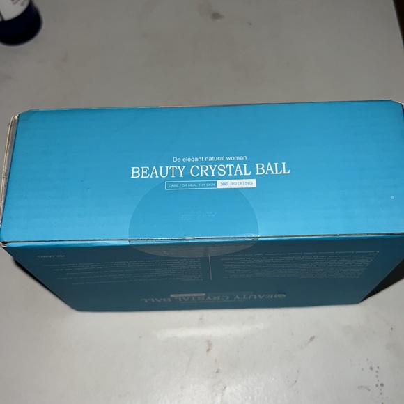 Cool Beauty Crystal balls - Picture 2 of 2